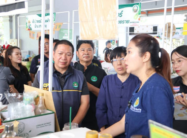“รมช.เกษตร” ปักหมุดตลาดเกษตรกรเชียงราย หนุนบริโภคผลไม้ไทย ... พารามิเตอร์รูปภาพ 56
